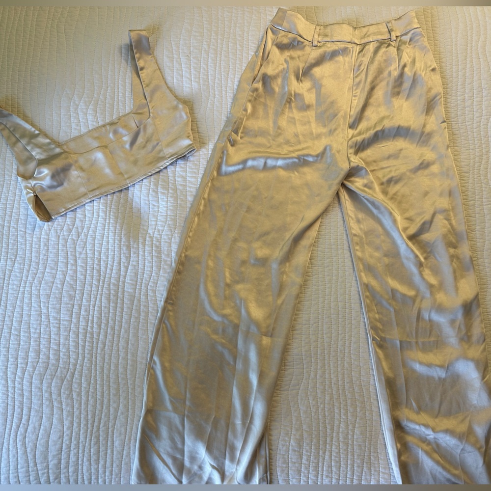 NWOT Princess Polly stain set